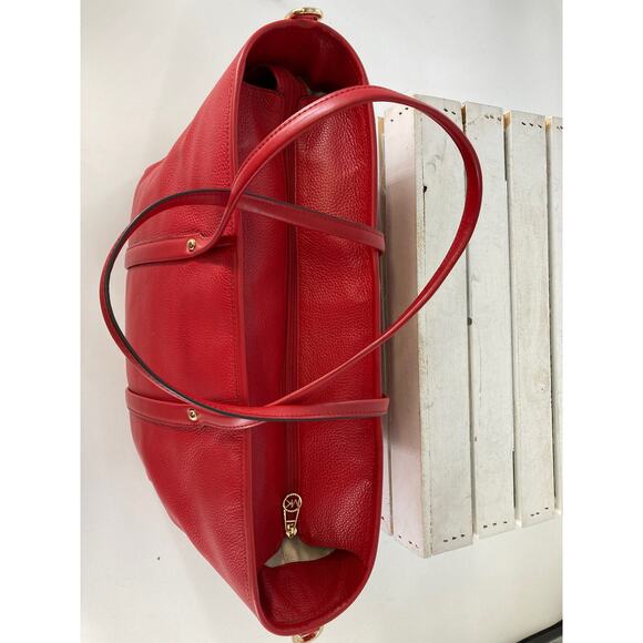 MICHAEL KORS, RED PEBBLED LEATHER XL EVERYDAY SHOULDER BAG - Picture 11 of 16